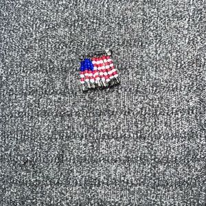 💙 Handcrafted Seed Bead Beaded Patriotic Pin Brooch